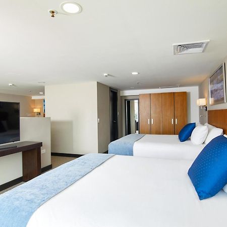 Wyndham Manta Sail Plaza Hotel&Convention Center Exterior foto